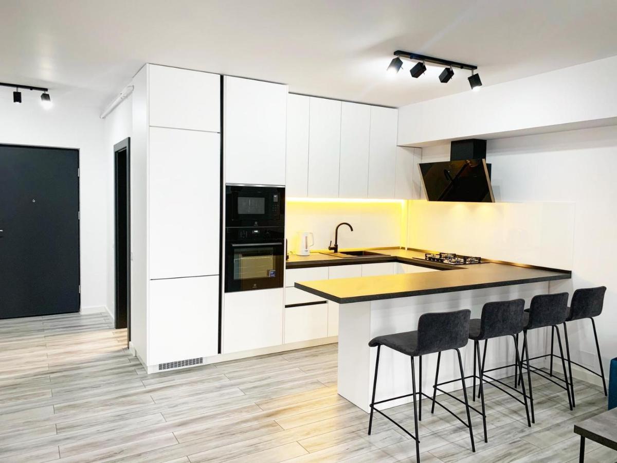 White Vibe Apartment Cluj-Napoca Ngoại thất bức ảnh